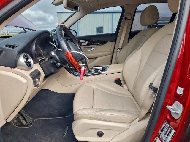 Mercedes-Benz GLC 300 Image 5