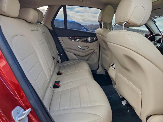 Mercedes-Benz GLC 300 Image 6