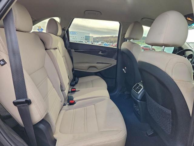 Kia Sorento L Image 8