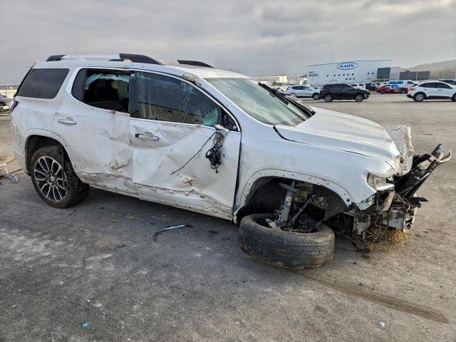 GMC Acadia Denali Image 9