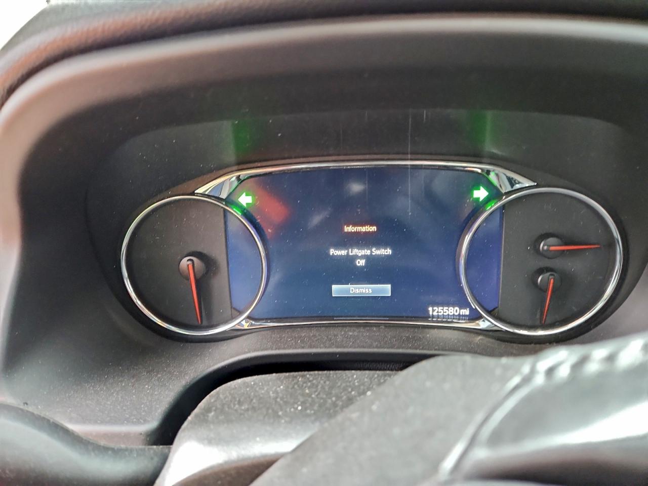 GMC Acadia Denali Image 11