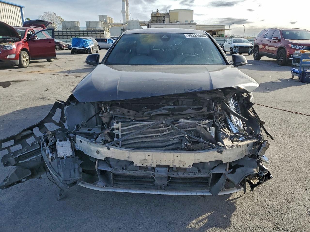 BMW 2 Series Image 4