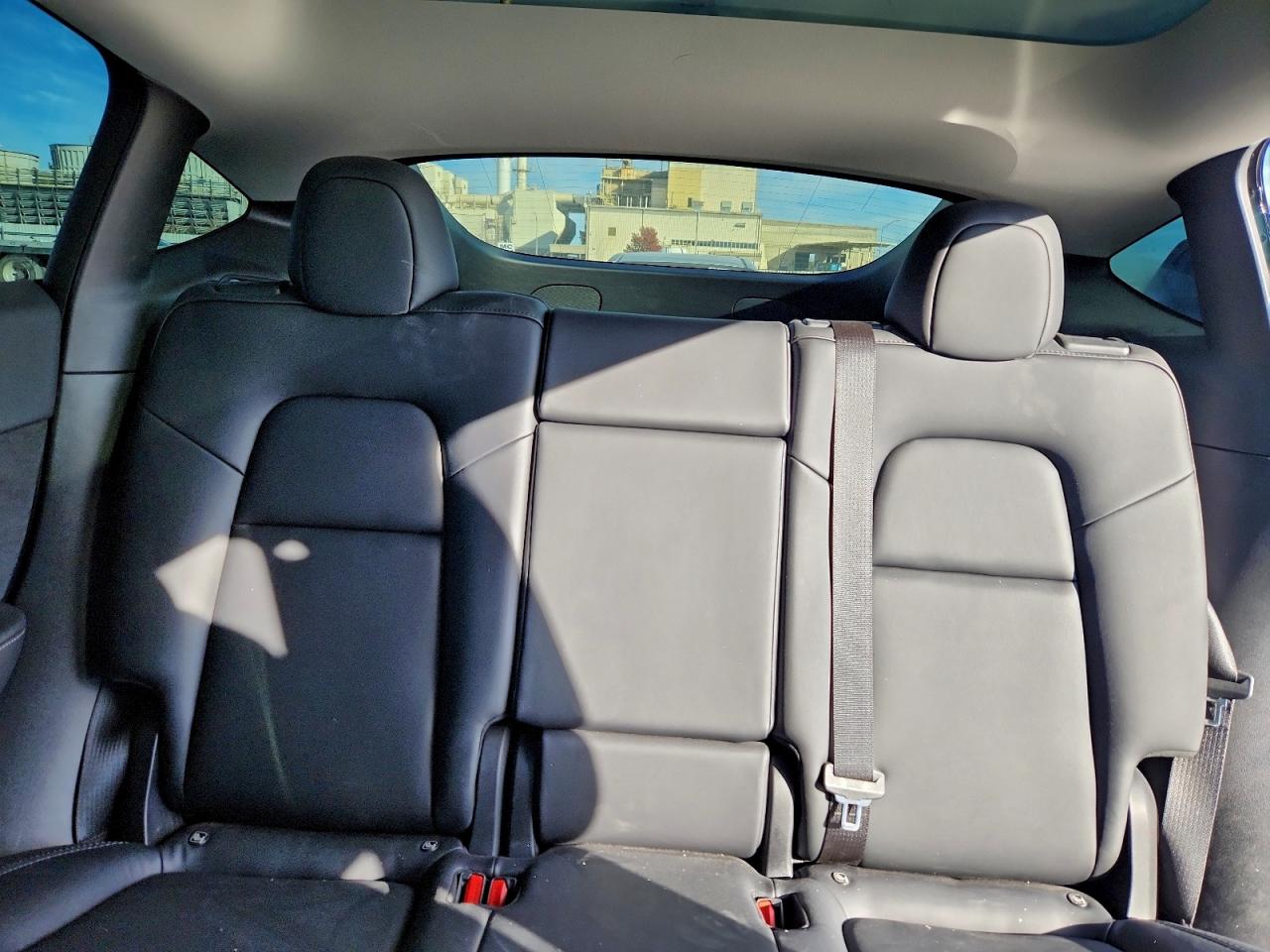 Tesla Model Y Image 14