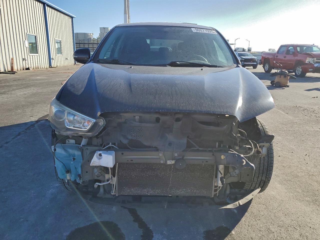 Mitsubishi Outlander Es Image 10