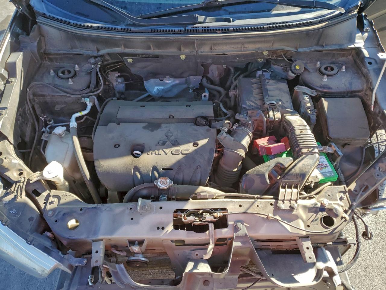 Mitsubishi Outlander Es Image 4