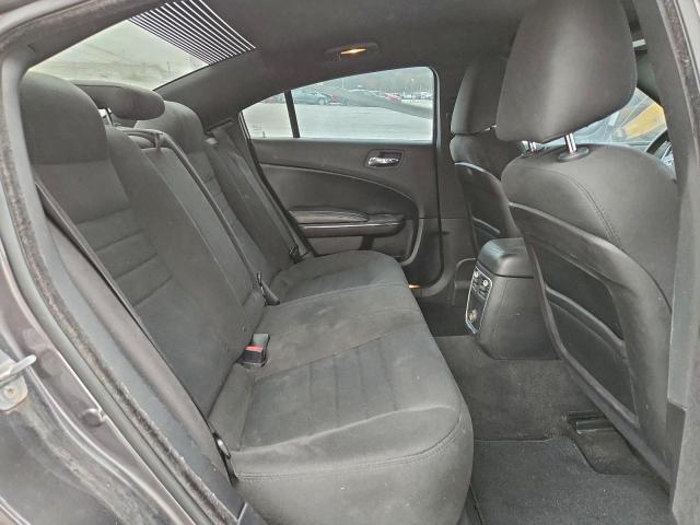 Dodge Charger Se Image 10