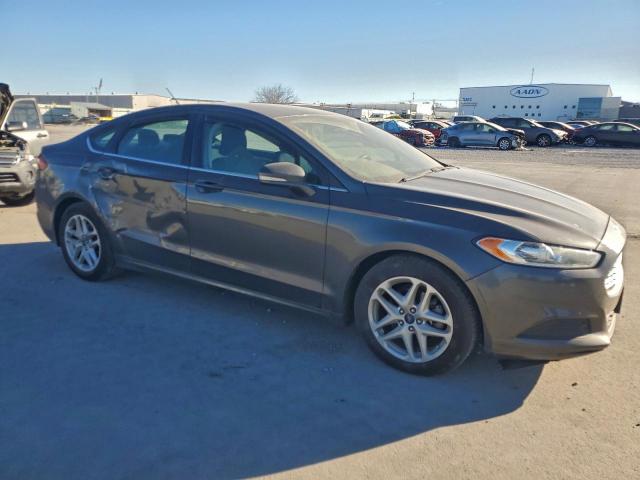 Ford Fusion Se Image 9