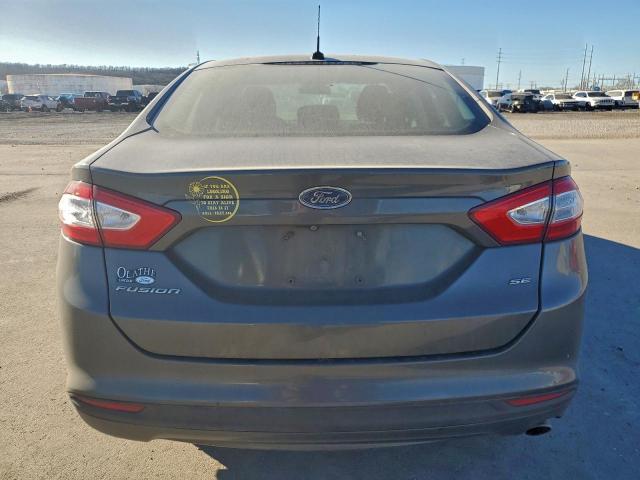 Ford Fusion Se Image 4