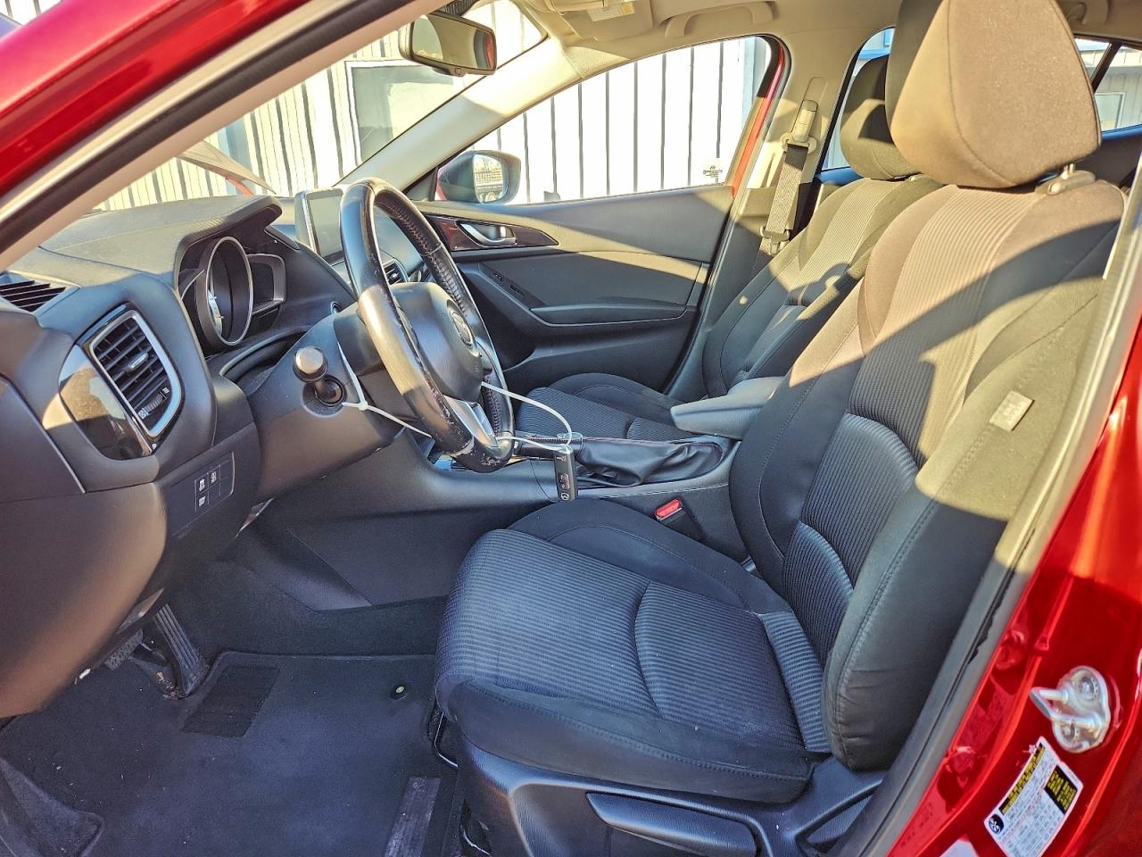 Mazda 3 Touring Image 11