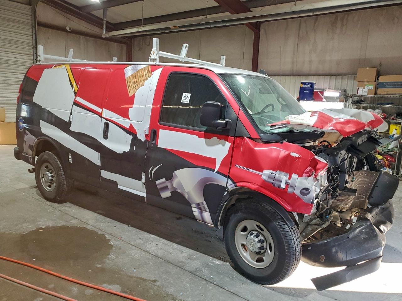 Chevrolet Express Image 5