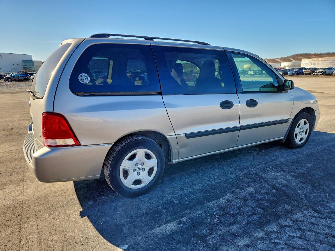 Ford Freestar Se Image 11