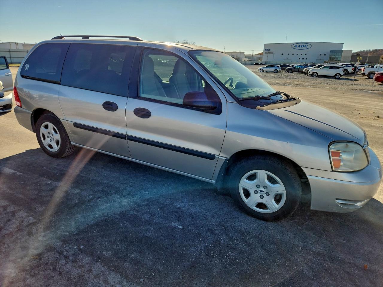 Ford Freestar Se Image 9