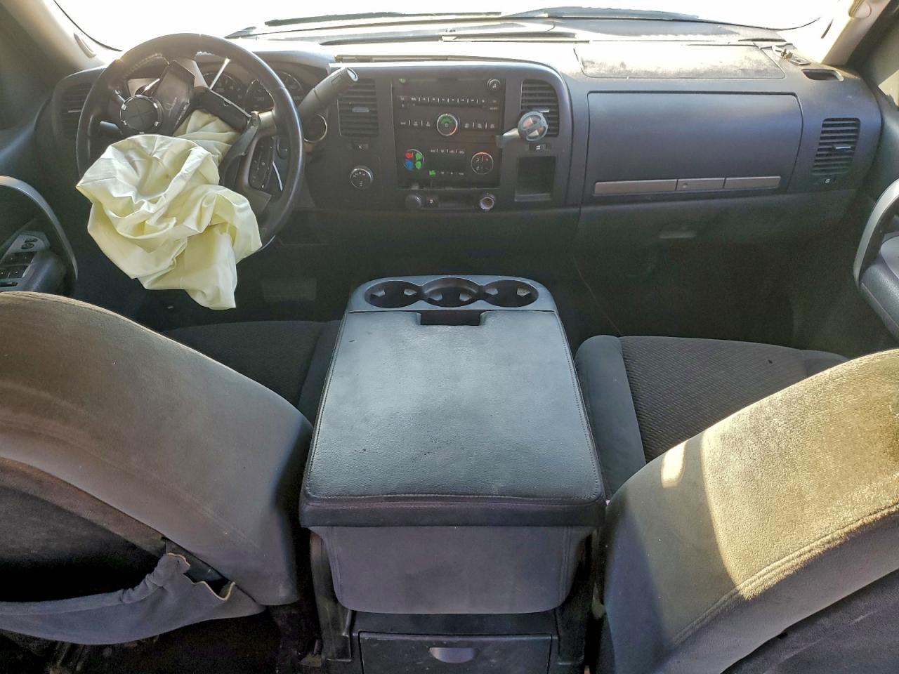 GMC Sierra K1500 Image 12