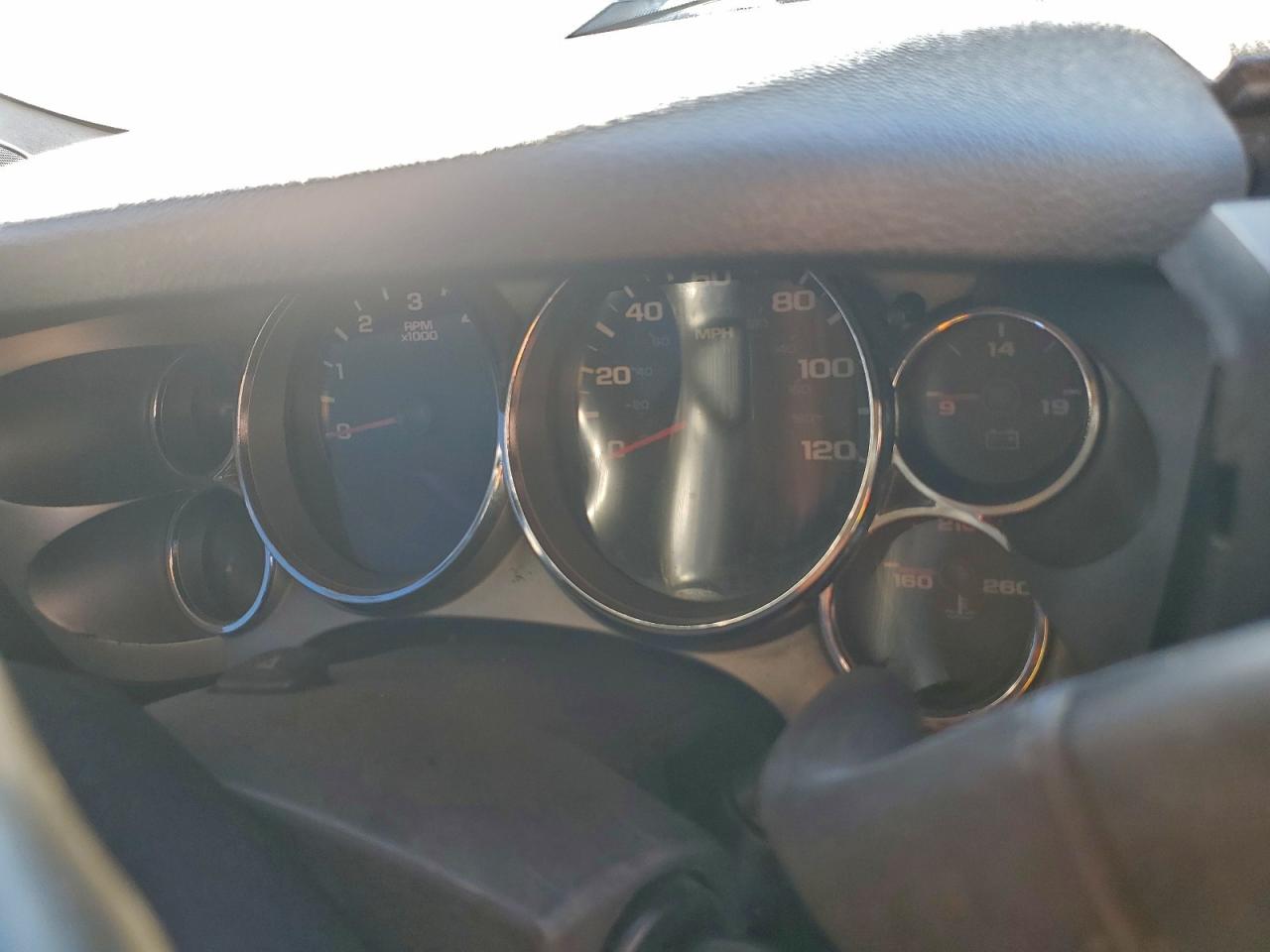 GMC Sierra K1500 Image 8