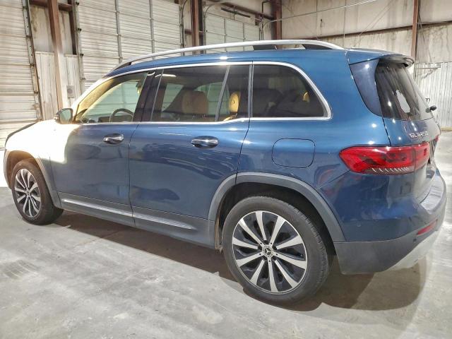 Mercedes-Benz GLB 250 Image 2