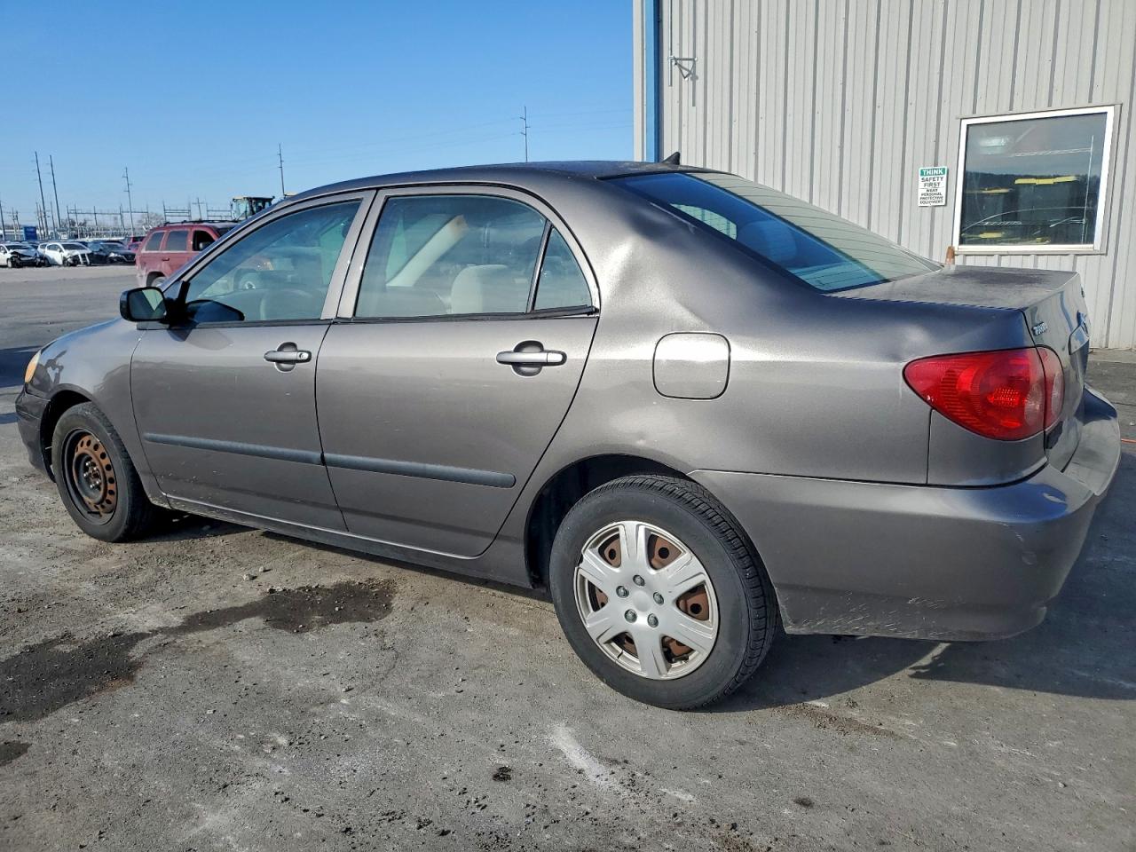 Toyota Corolla Ce Image 4