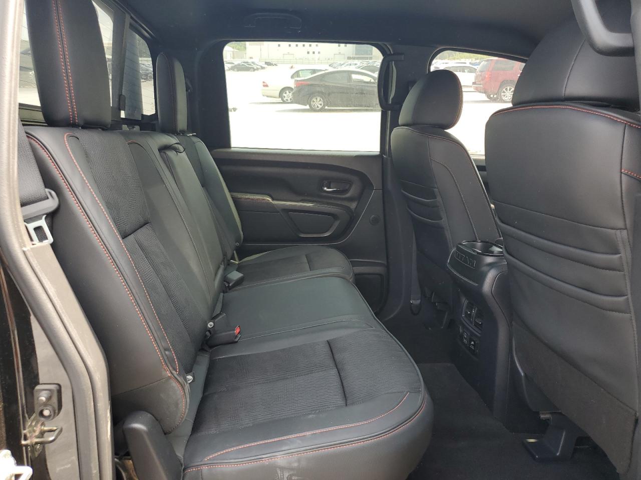 Nissan Titan Sv Image 3