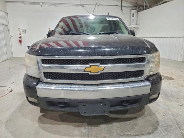 Chevrolet Silverado C1500 Image 4