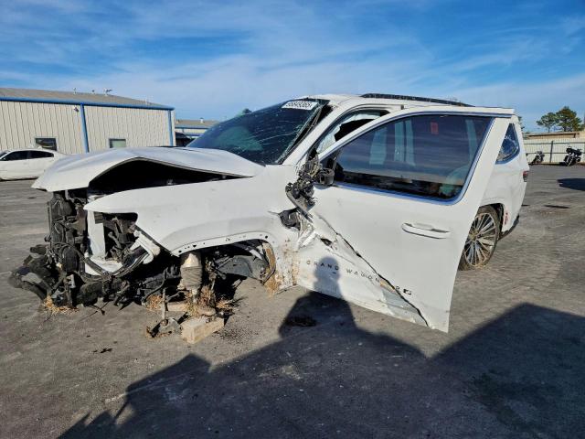  Salvage Jeep Grand Wagoneer