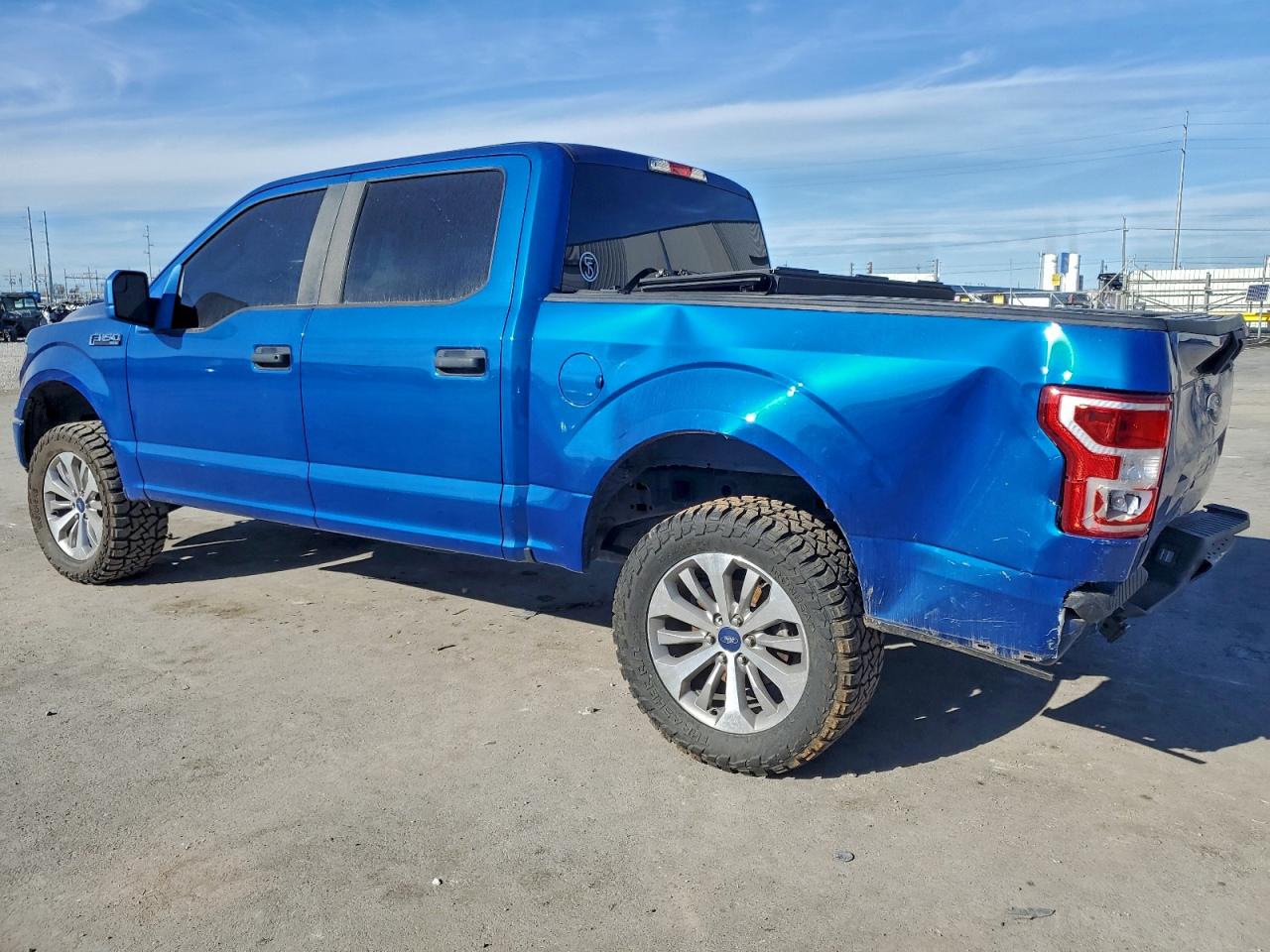 Ford F-150 Supercrew Image 8