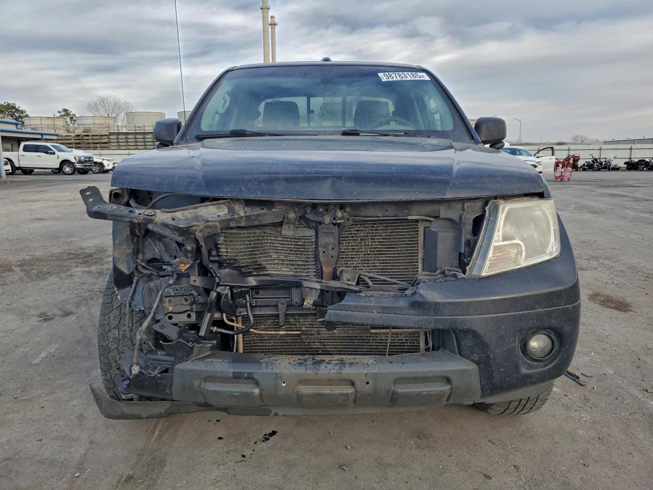 Nissan Frontier S Image 5