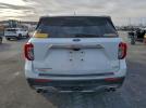 Ford Explorer Platinum Image 10