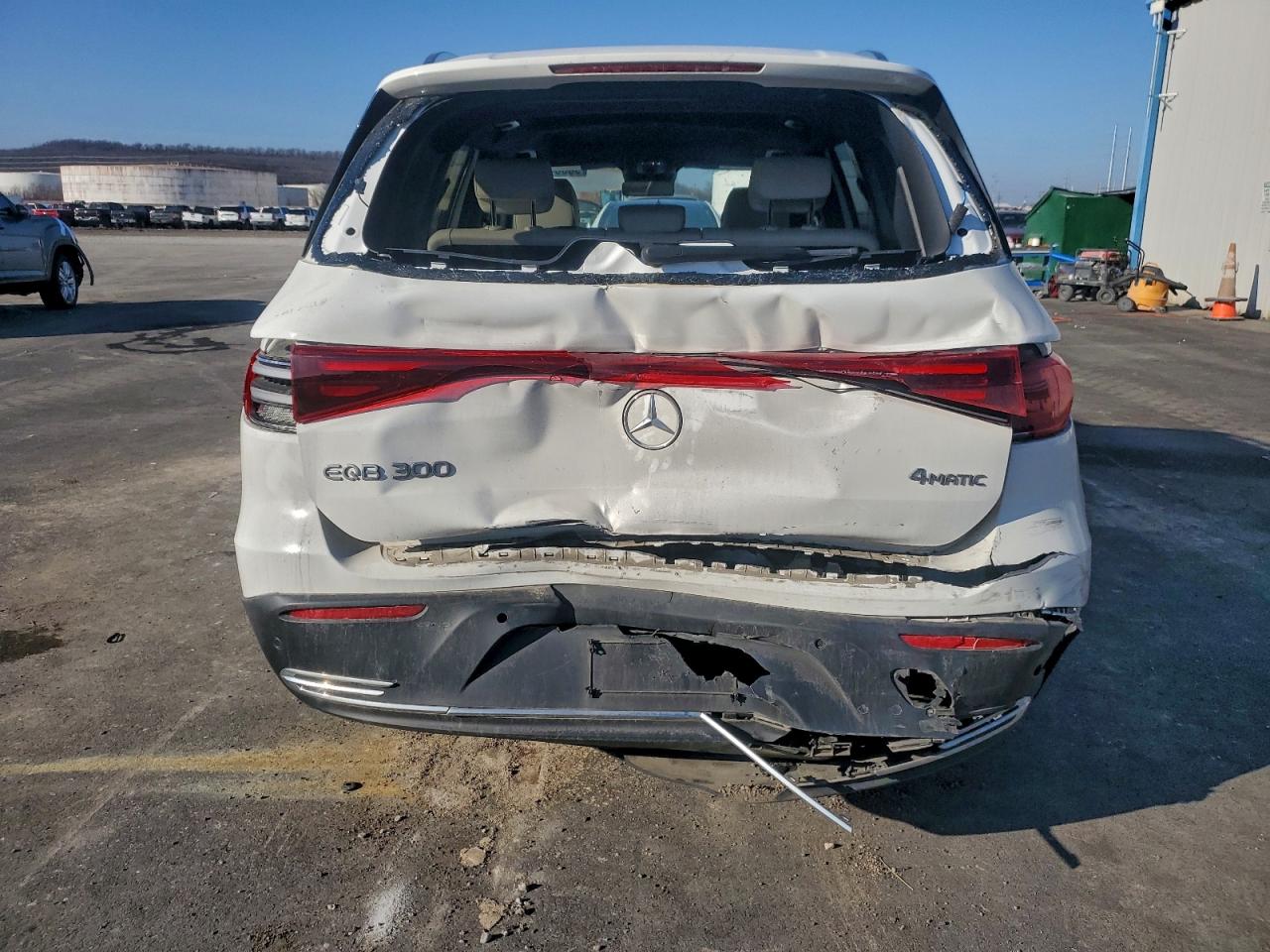 Mercedes-Benz EQB 300 4matic Image 5