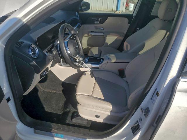 Mercedes-Benz EQB 300 4matic Image 9