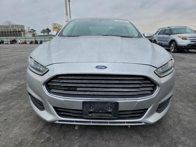 Ford Fusion Se Image 3