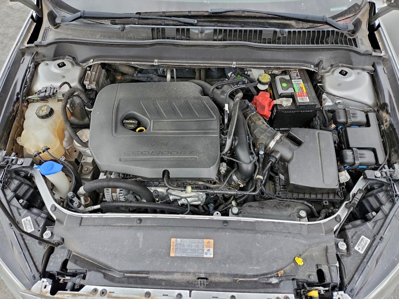 Ford Fusion Se Image 8