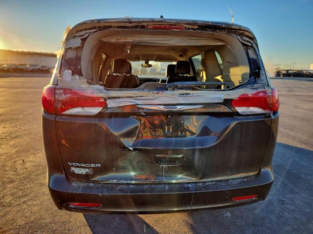 Chrysler Minivan Lxi Image 7