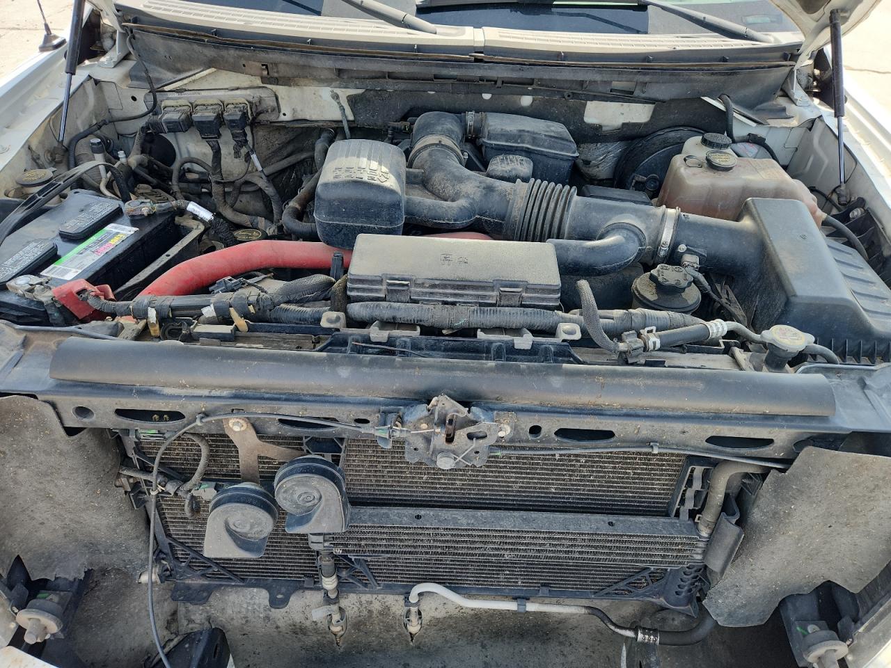 Ford F-150 Supercrew Image 5