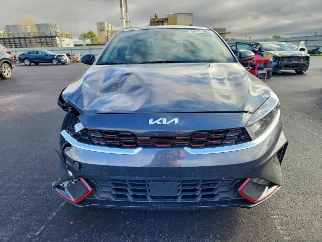 Kia Forte Gt Line Image 2