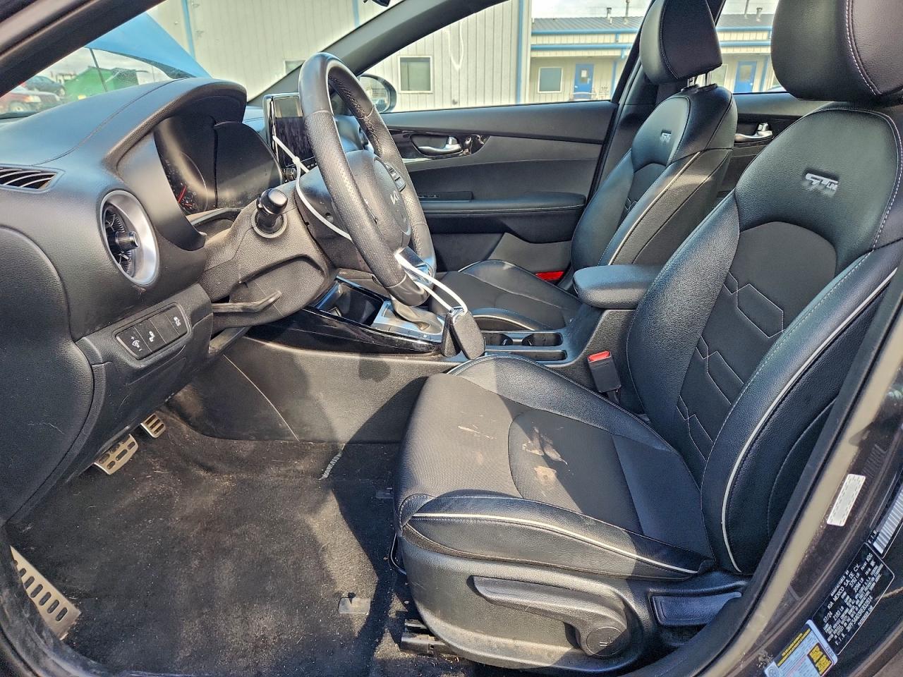 Kia Forte Gt Line Image 3