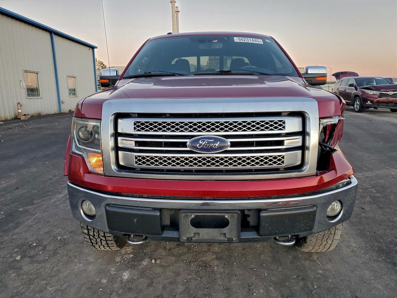 Ford F-150 Supercrew Image 4