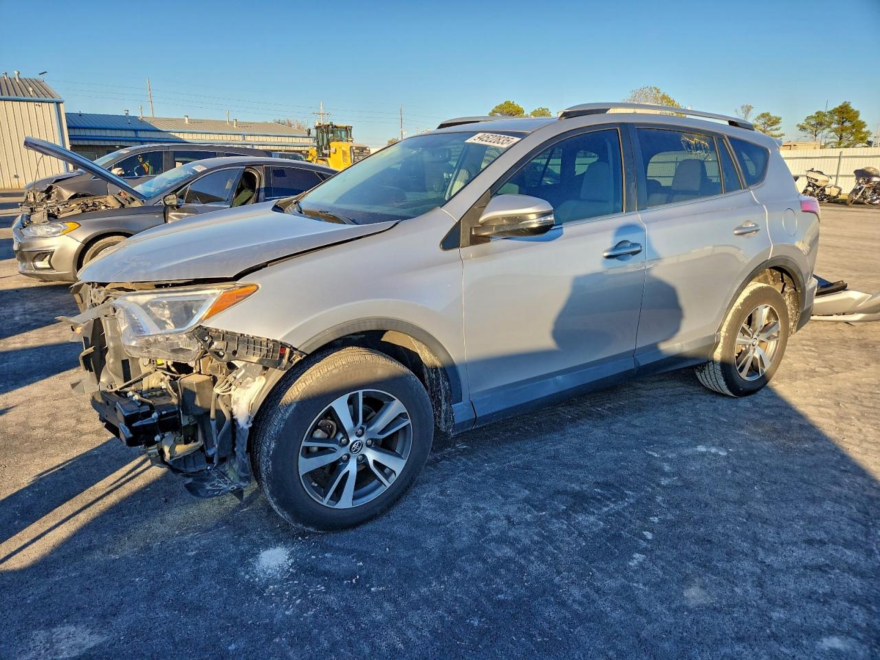 Toyota RAV4 Xle Image 1