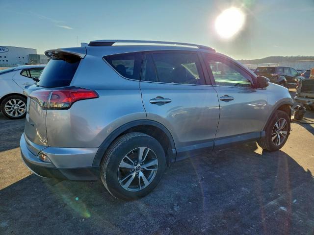 Toyota RAV4 Xle Image 5