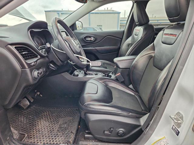 Jeep Cherokee Trailhawk Image 7