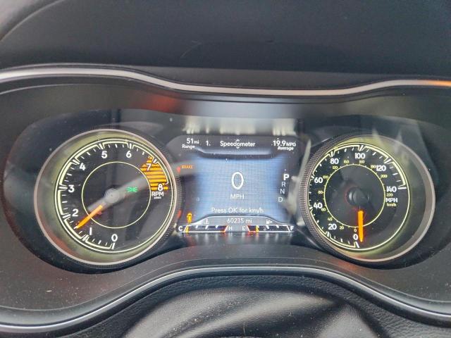 Jeep Cherokee Trailhawk Image 8