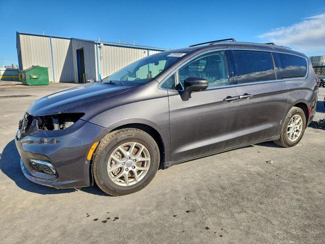 Salvage Chrysler Pacifica