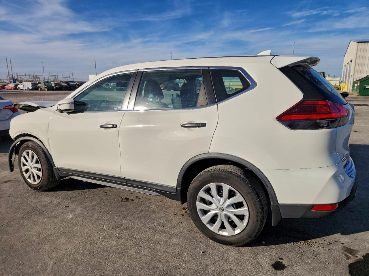 Nissan Rogue S Image 12