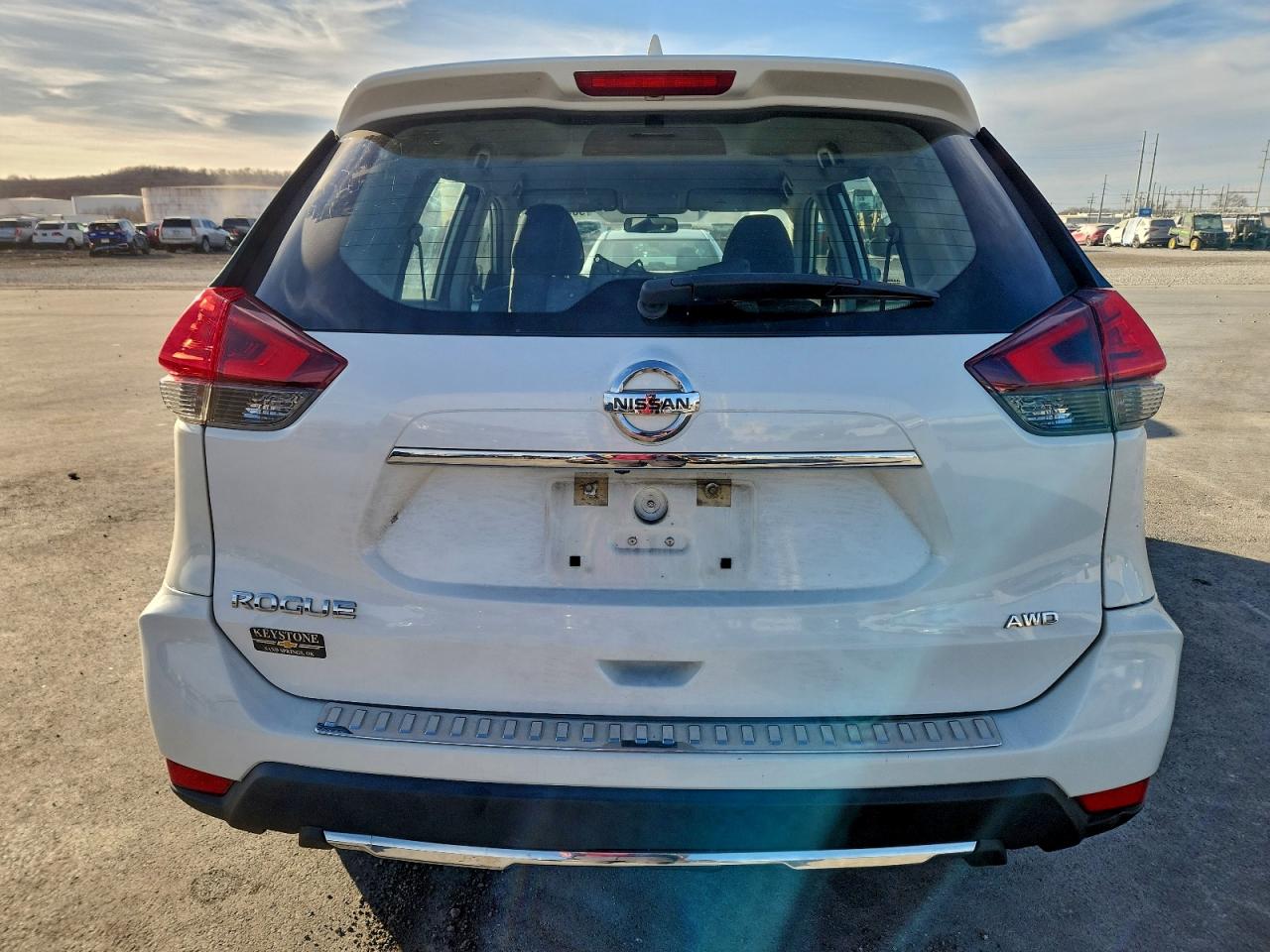 Nissan Rogue S Image 4