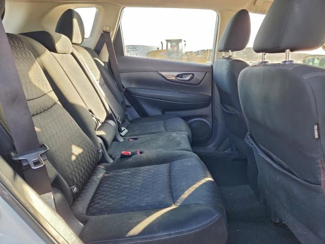 Nissan Rogue S Image 10