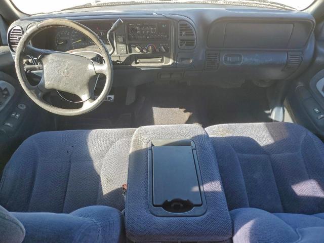 GMC Sierra C1500 Image 8