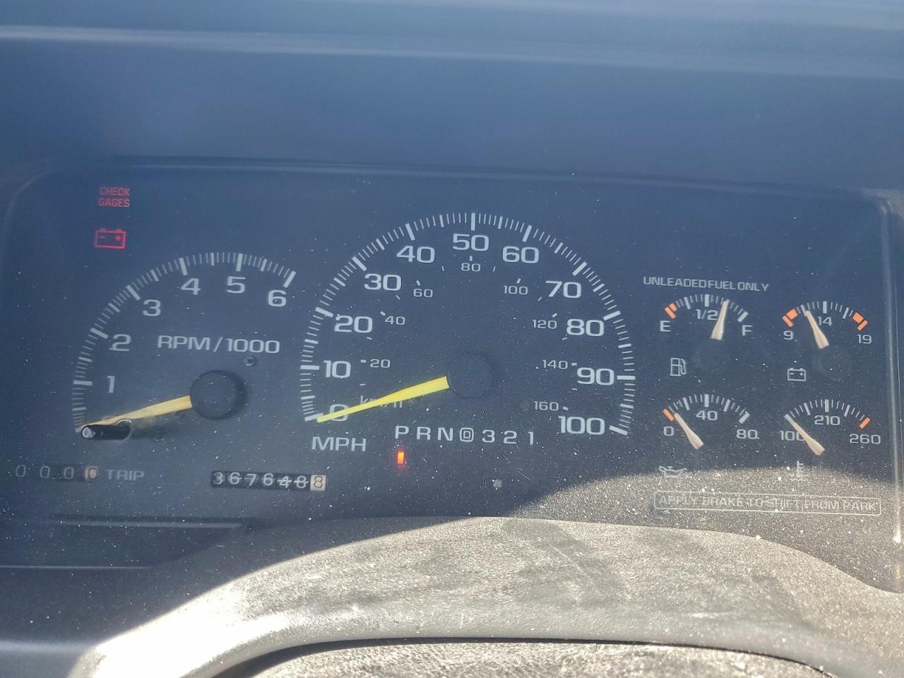 GMC Sierra C1500 Image 4