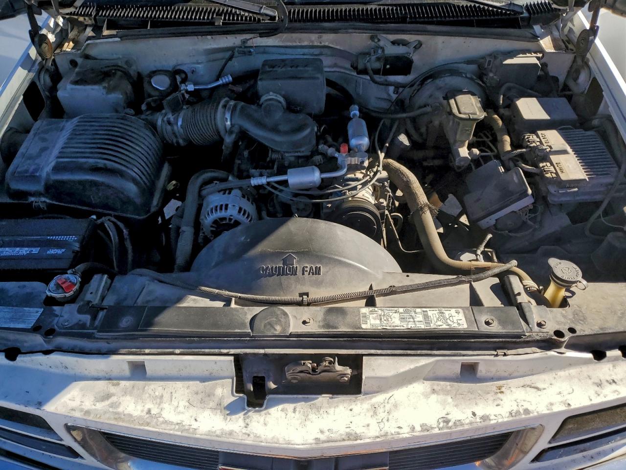 GMC Sierra C1500 Image 11