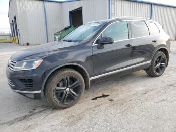  Salvage Volkswagen Touareg