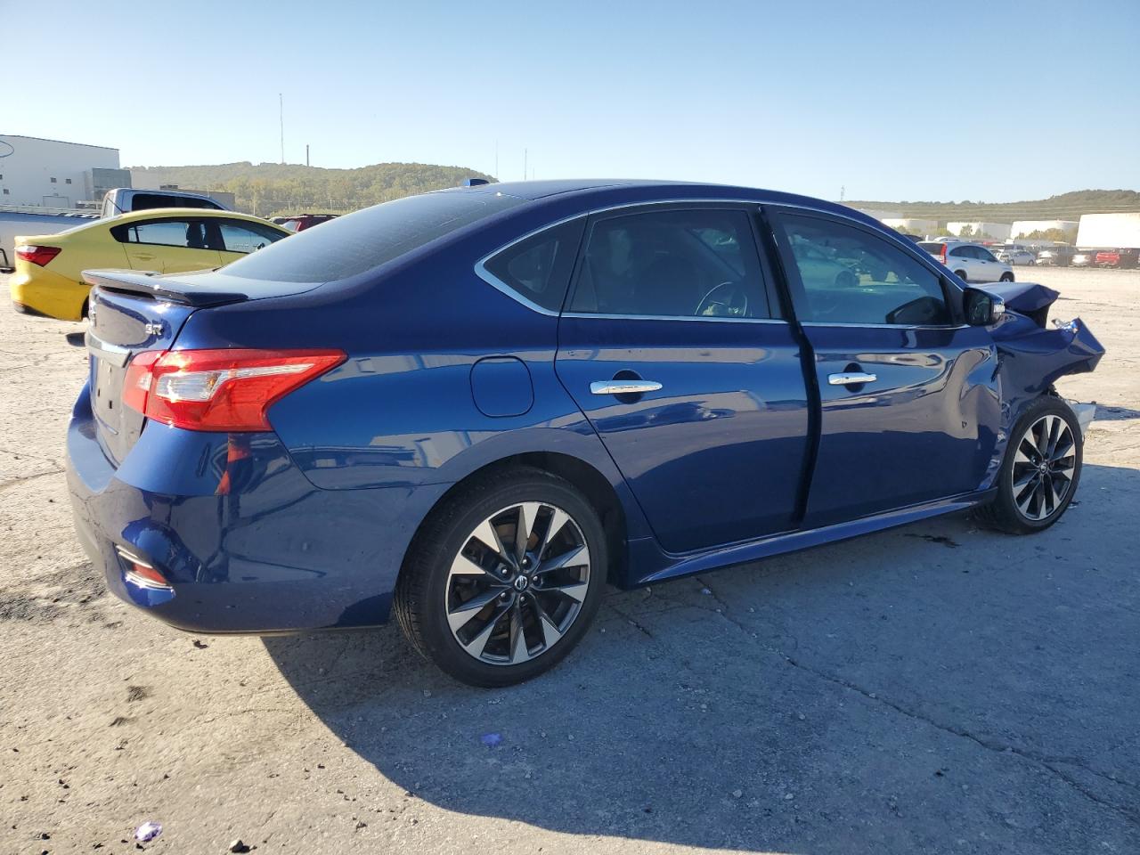 Nissan Sentra S Image 12