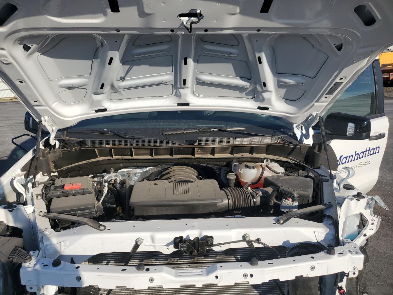 Chevrolet Silverado C1500 Image 11