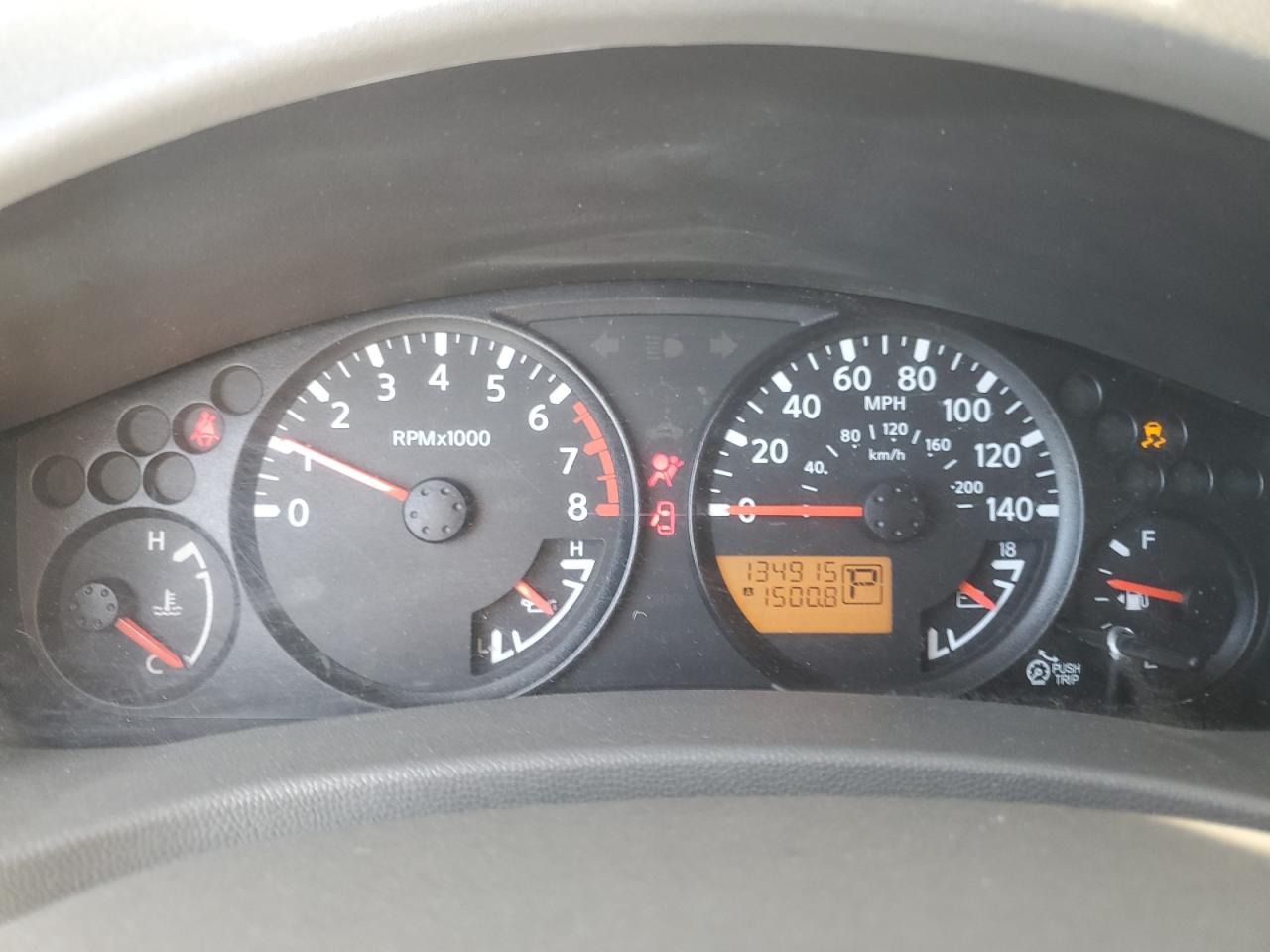 Nissan Frontier S Image 2